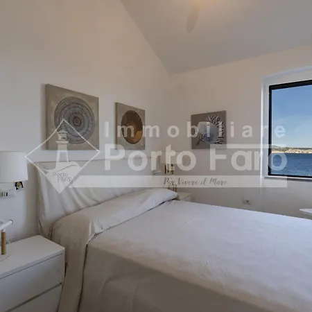 21 Pineta - Bilocale Mansardato Ristrutturato E Vista Mare Porto Faro アパート パラーウ