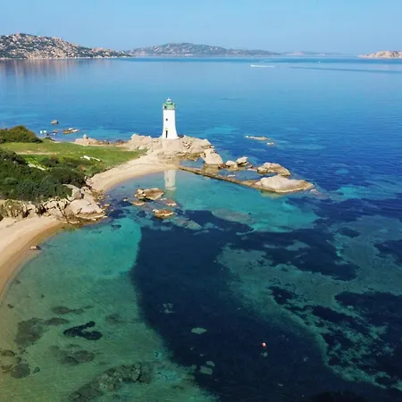 21 Pineta - Bilocale Mansardato Ristrutturato E Vista Mare Porto Faro Palau